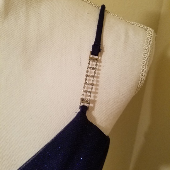 💎Sparkly Blue Bubble dress - Picture 3 of 5